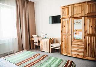 Отель Green Park Hotel Airport Minsk Smolnitsa Двухместный номер «Комфорт» с 1 кроватью-2